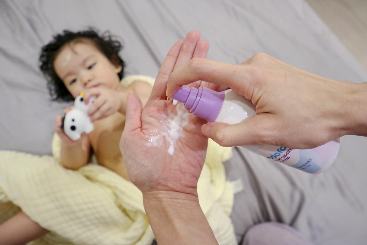 【育兒/好物】馨朵拉Cindora。一瓶抵N瓶超萬用!紫馨膏 【育兒/好物】馨朵拉Cindora。一瓶抵N瓶超萬用!紫馨膏