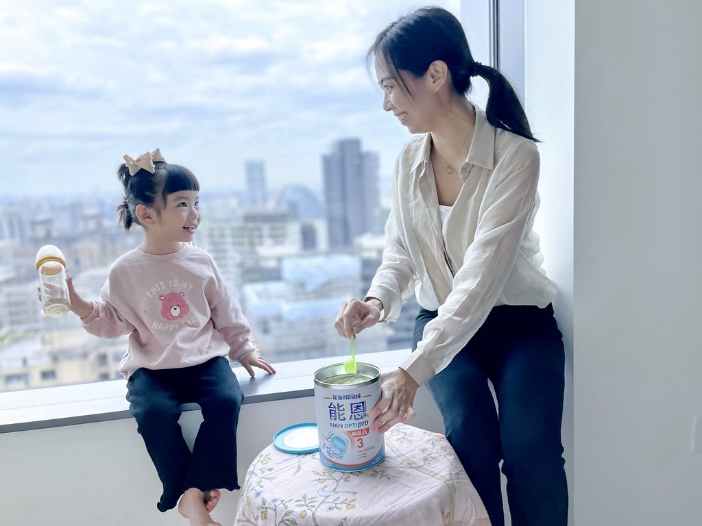 推薦選擇能恩極選3的媽咪們,用50度的熱水沖泡,保留益菌活性 推薦選擇能恩極選3的媽咪們,用50度的熱水沖泡,保留益菌活性