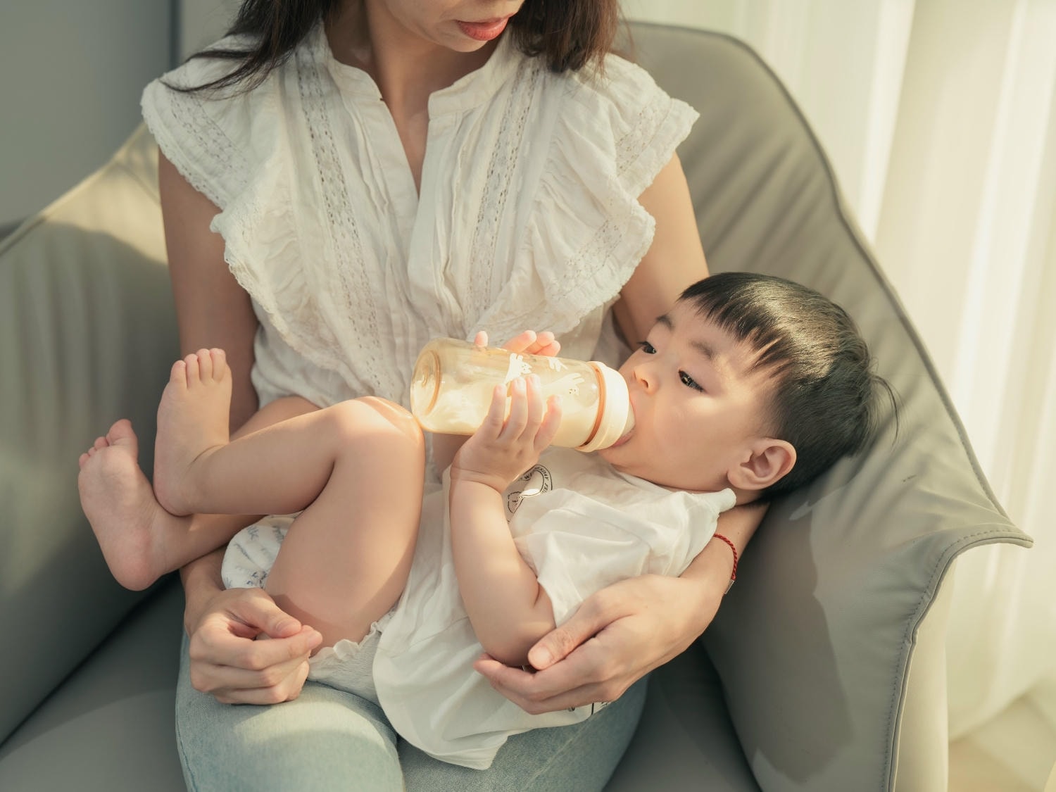 【2025最新】10款奶粉推薦！嬰兒奶粉怎麼挑？3個關鍵挑選法則！
