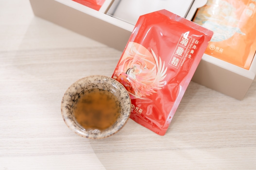 【年節禮盒首選】芳茲雞魚饗宴新春禮盒，全雞滴煉常溫保存的滋補聖品！